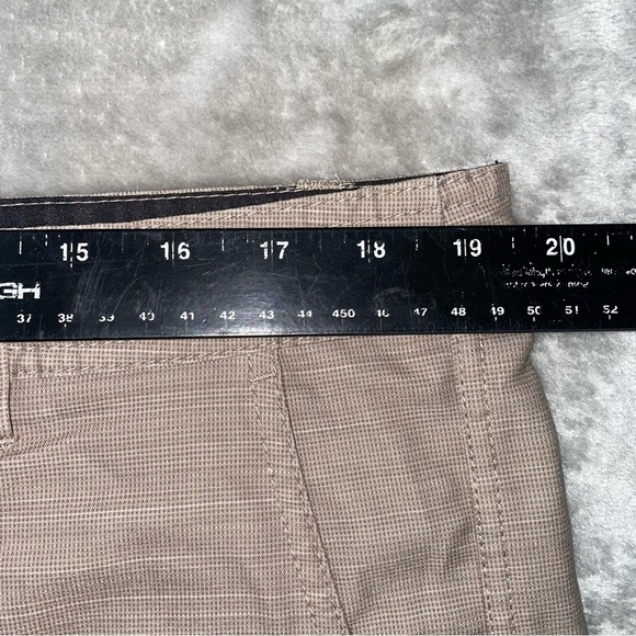 Da Hui Hybrid Collection Shorts for Men Size 38 - Picture 8 of 10